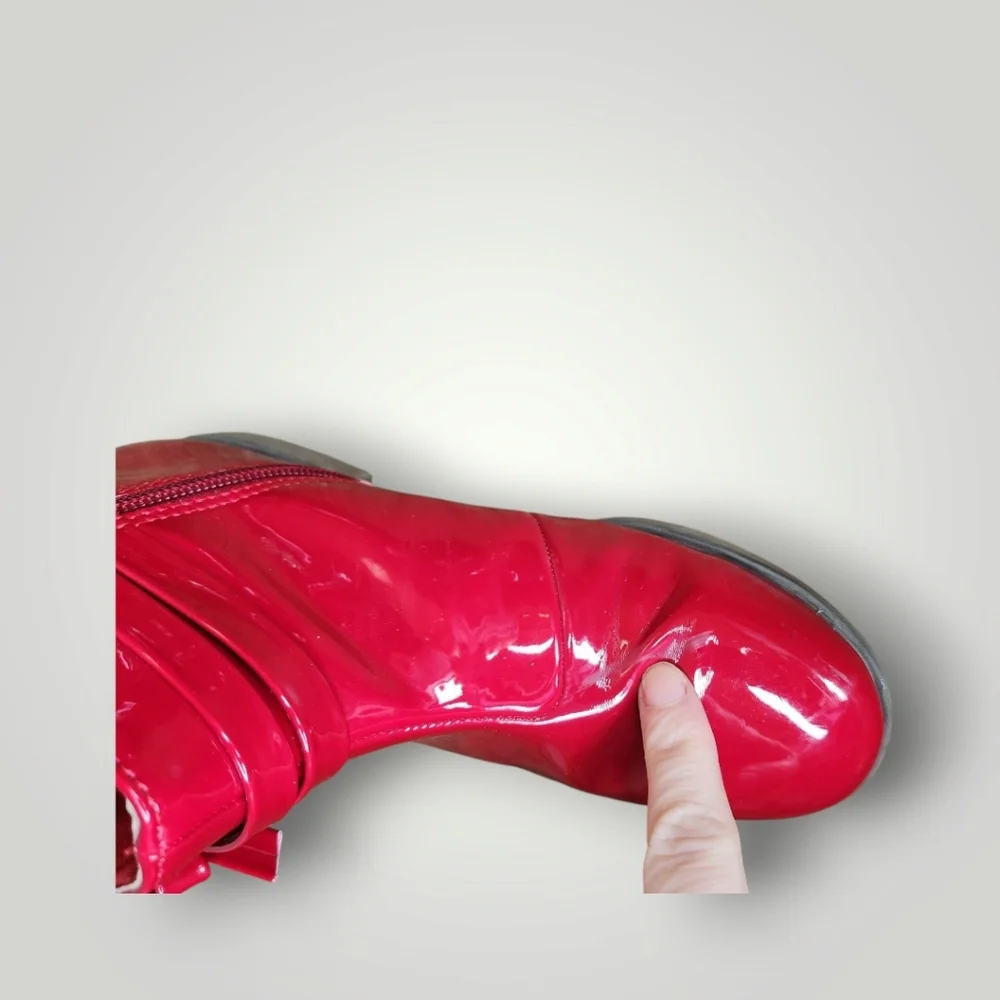 Gymboree Red Kids Boots with Bow size 2 Red Boots Side Zips Faux Patent